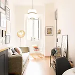 Charming Lisbon Home With Terrace St Amaro